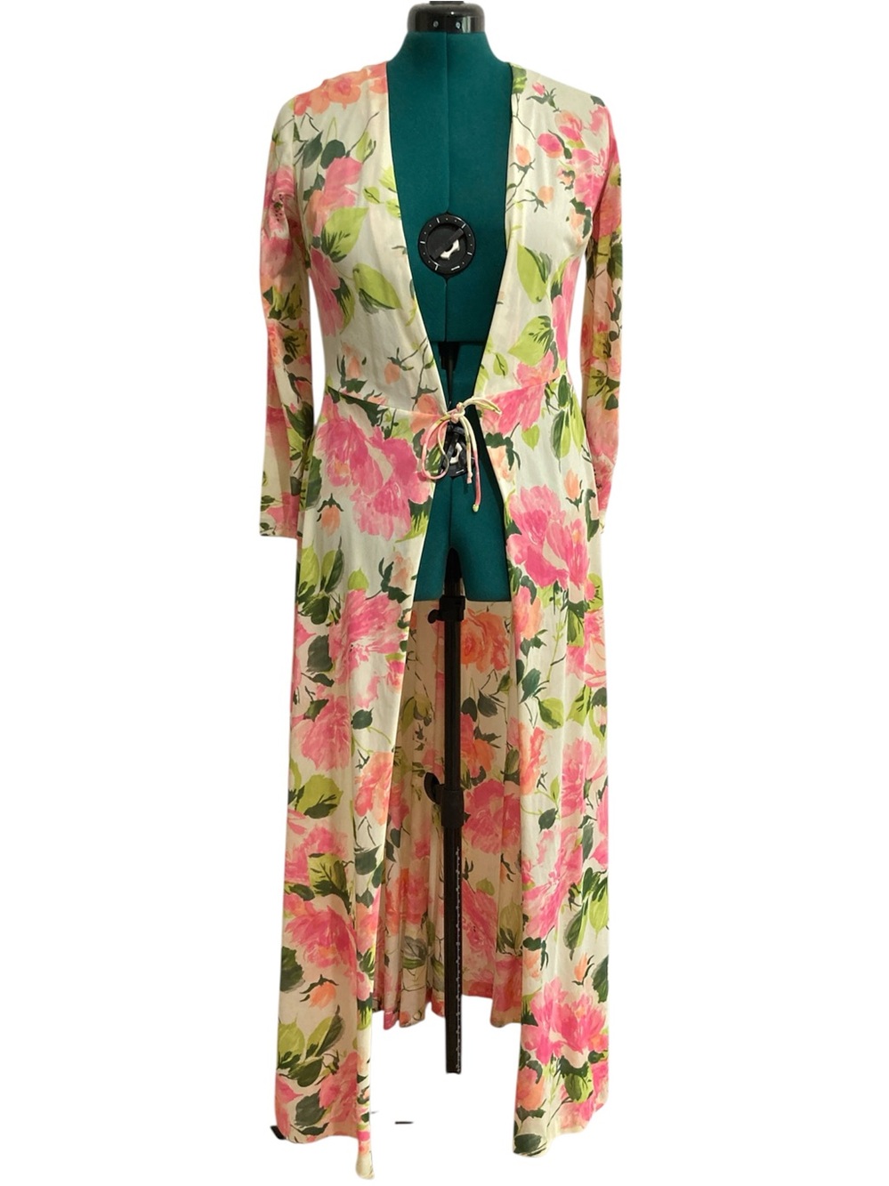 Vintage Avon Family Fashions Long Sleeve Maxi Length Floral Kimono